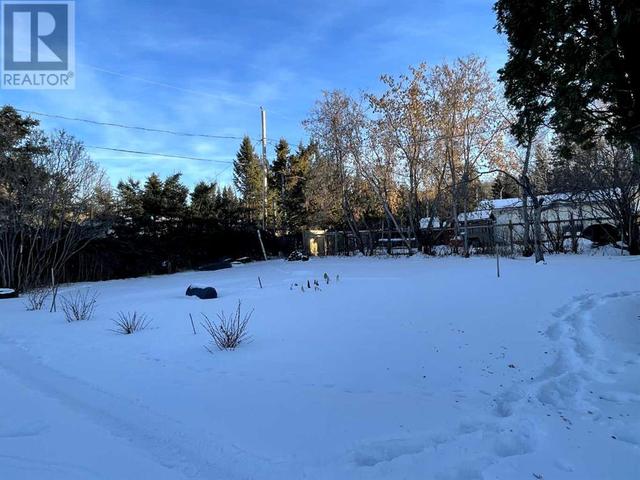 207 6 Avenue, House detached with 3 bedrooms, 1 bathrooms and 4 parking in Paradise Hill SK | Image 7