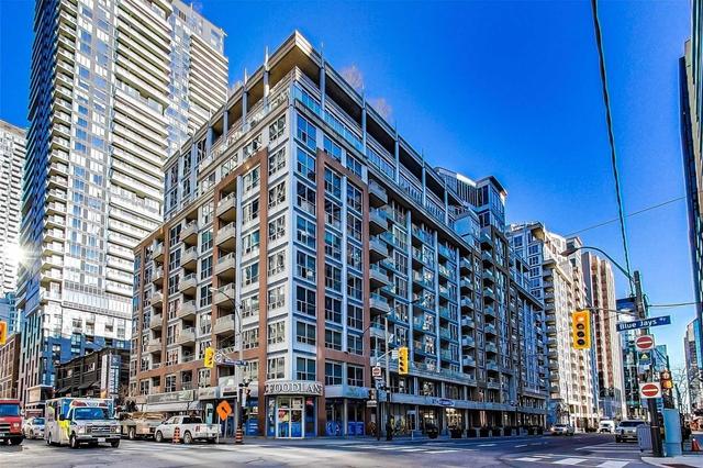 1004 - 270 Wellington St W, Condo with 1 bedrooms, 1 bathrooms and 0 parking in Toronto ON | Image 3