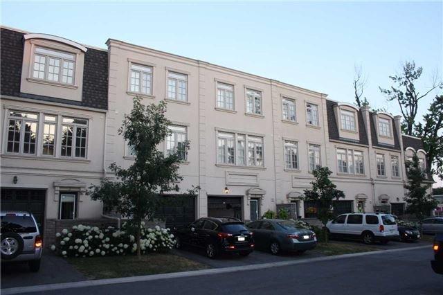 02 - 103 Brant St, House attached with 3 bedrooms, 3 bathrooms and 1 parking in Oakville ON | Image 2