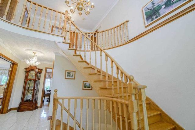 1445 Brentano Blvd, House detached with 4 bedrooms, 4 bathrooms and 6 parking in Mississauga ON | Image 5