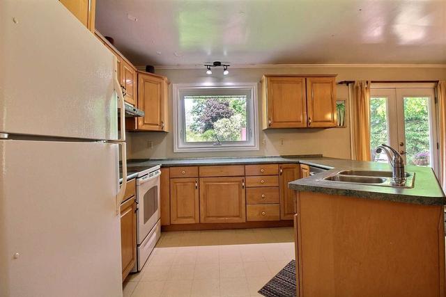 9 Shortt St, House detached with 3 bedrooms, 2 bathrooms and 7 parking in Port Hope ON | Image 12