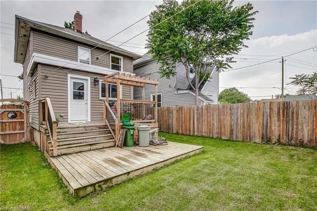 128 York Street, House detached with 3 bedrooms, 1 bathrooms and 2 parking in St. Catharines ON | Image 38