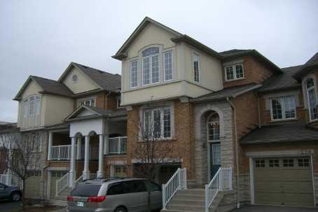 212 - 601 Shoreline Dr, Townhouse with 3 bedrooms, 3 bathrooms and 2 parking in Mississauga ON | Image 1