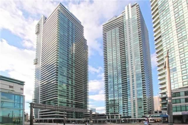 3201 - 18 Harbour St, Condo with 2 bedrooms, 2 bathrooms and 1 parking in Toronto ON | Image 1
