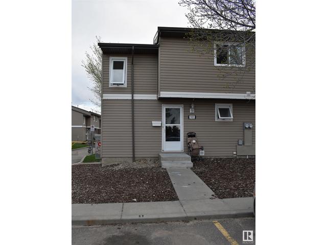 7927 27 Av Nw, House attached with 3 bedrooms, 1 bathrooms and null parking in Edmonton AB | Card Image