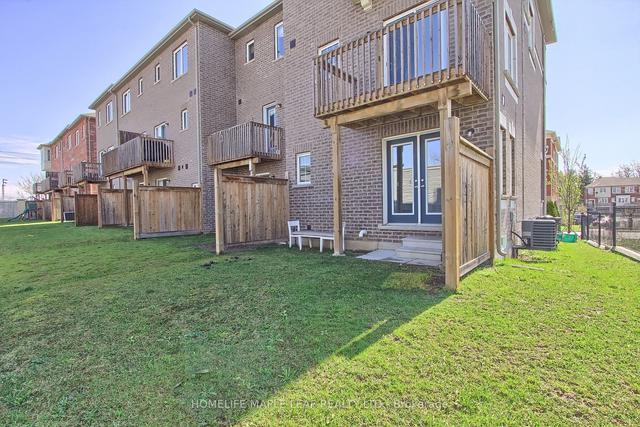 2 Cedarland Rd, House attached with 4 bedrooms, 5 bathrooms and 2 parking in Brampton ON | Image 24