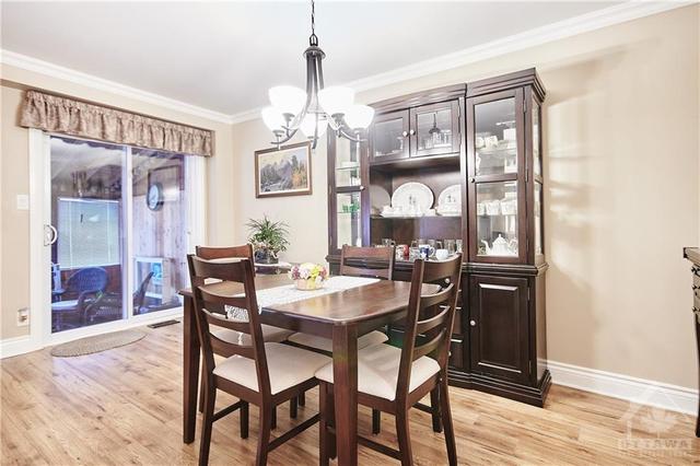 38 Palomino Drive, Townhouse with 3 bedrooms, 3 bathrooms and 3 parking in Ottawa ON | Image 8
