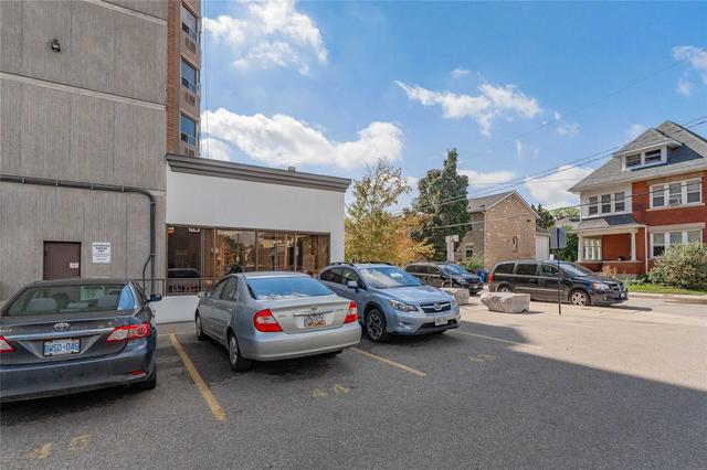 302 - 55 Yarmouth St, Condo with 2 bedrooms, 2 bathrooms and 1 parking in Guelph ON | Image 2