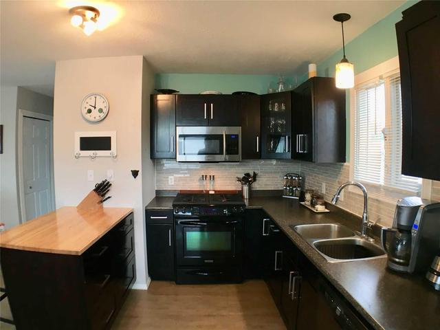 3603 13 St, House detached with 2 bedrooms, 2 bathrooms and 3 parking in Vernon BC | Image 2
