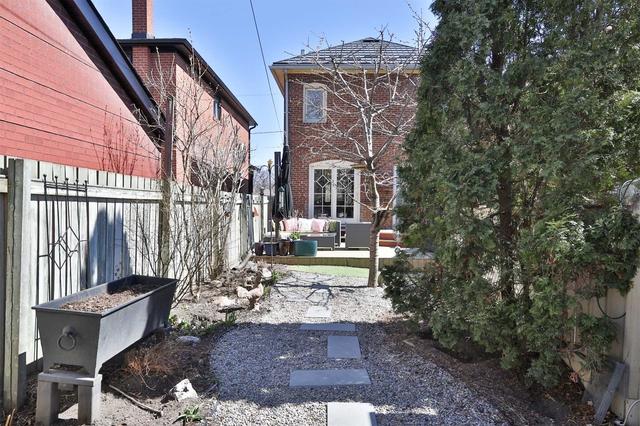 610 Willard Ave, House detached with 3 bedrooms, 2 bathrooms and 2 parking in Toronto ON | Image 29