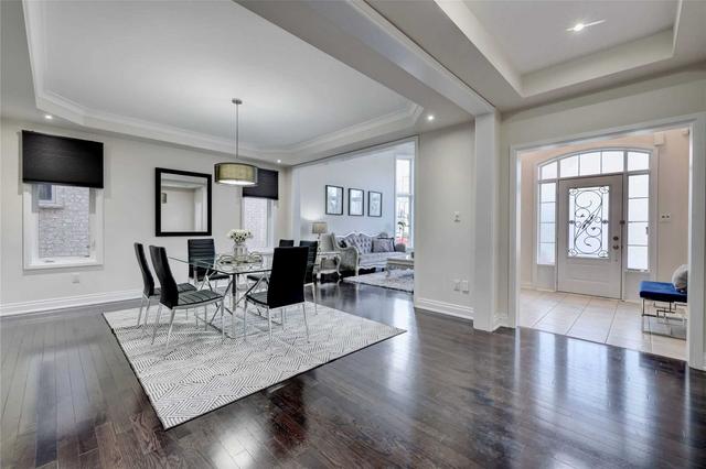 6 Ivanhoe Crt, House detached with 4 bedrooms, 5 bathrooms and 6 parking in Brampton ON | Image 4