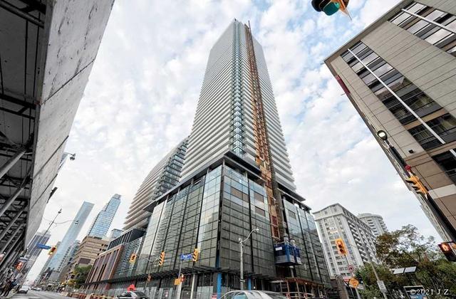 809 - 501 Yonge St, Condo with 2 bedrooms, 2 bathrooms and 0 parking in Toronto ON | Image 10