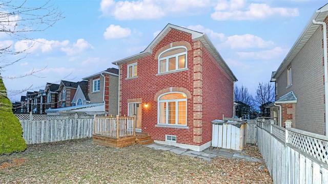 89 Macon Pl, House attached with 5 bedrooms, 5 bathrooms and 5 parking in Markham ON | Image 32