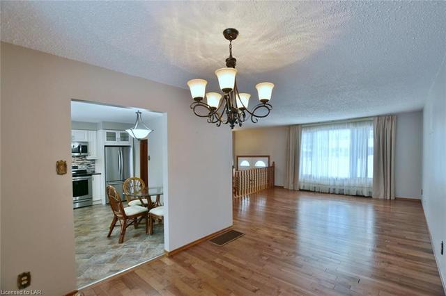 78 White Birch Way, House detached with 4 bedrooms, 2 bathrooms and 8 parking in Wasaga Beach ON | Image 12