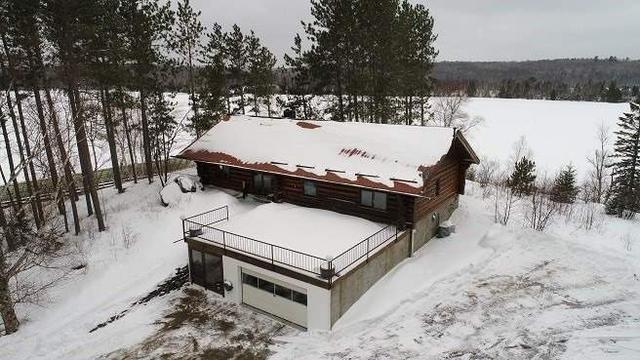 992726 Highway 11, House detached with 3 bedrooms, 2 bathrooms and 10 parking in Temiskaming Shores ON | Image 1