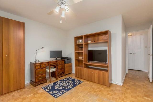 2308 - 360 Ridelle Ave, Condo with 3 bedrooms, 2 bathrooms and 1 parking in Toronto ON | Image 14
