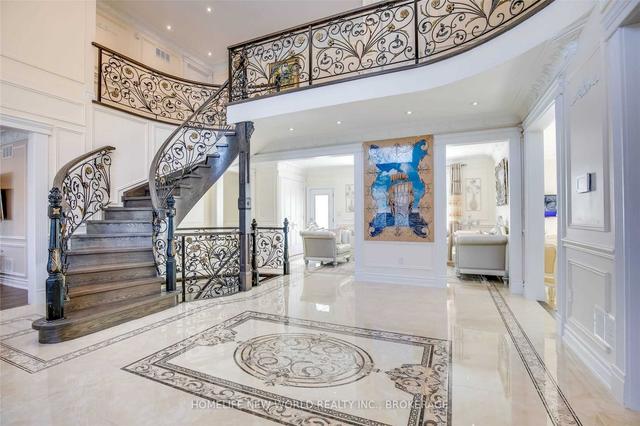 12 Woodland Acres Cres, House detached with 5 bedrooms, 7 bathrooms and 19 parking in Vaughan ON | Image 32