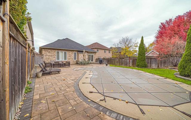 860 Coldstream Dr, House detached with 2 bedrooms, 3 bathrooms and 6 parking in Oshawa ON | Image 21