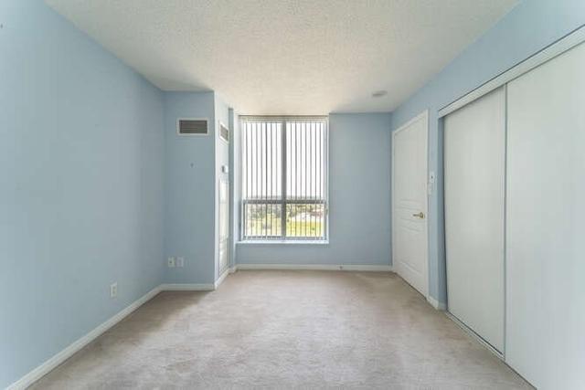 1204 - 4879 Kimbermount Ave, Condo with 2 bedrooms, 2 bathrooms and 1 parking in Mississauga ON | Image 13