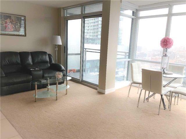2906 - 15 Fort York Blvd, Condo with 2 bedrooms, 2 bathrooms and 1 parking in Toronto ON | Image 4