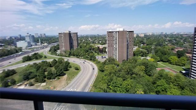 1906 - 2015 Sheppard Ave E, Condo with 2 bedrooms, 1 bathrooms and 1 parking in Toronto ON | Image 4