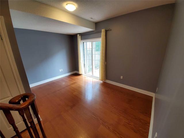 5080 Fairview St, House attached with 2 bedrooms, 2 bathrooms and 1 parking in Burlington ON | Image 8