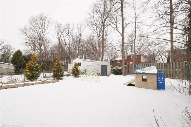 550 Fallingbrook Drive, House detached with 4 bedrooms, 2 bathrooms and 3 parking in Waterloo ON | Image 39