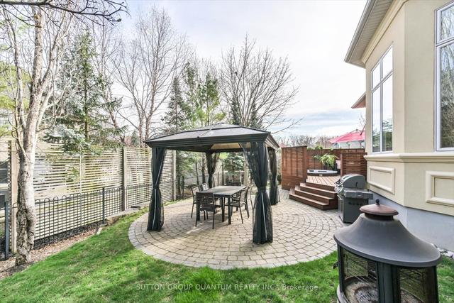 2258 Providence Rd, House detached with 3 bedrooms, 4 bathrooms and 6 parking in Oakville ON | Image 26