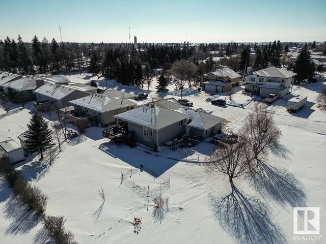 5120 56 Av, House detached with 4 bedrooms, 3 bathrooms and null parking in Mundare AB | Image 58