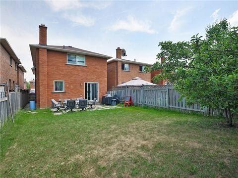 6 Kintyre St, House detached with 4 bedrooms, 4 bathrooms and 4 parking in Brampton ON | Image 17