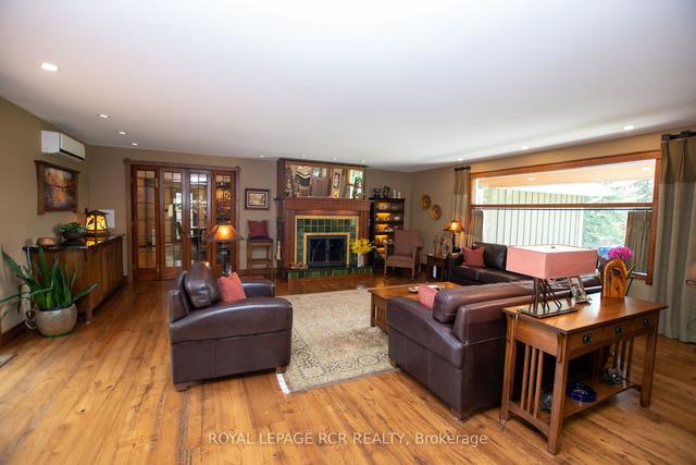 5859 Ninth Line, House detached with 4 bedrooms, 5 bathrooms and 10 parking in Erin ON | Image 2