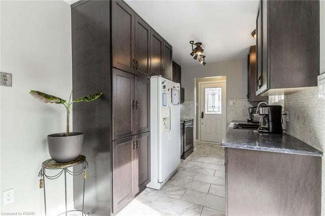 411a Dayna Crescent, House semidetached with 4 bedrooms, 2 bathrooms and 2 parking in Waterloo ON | Image 19