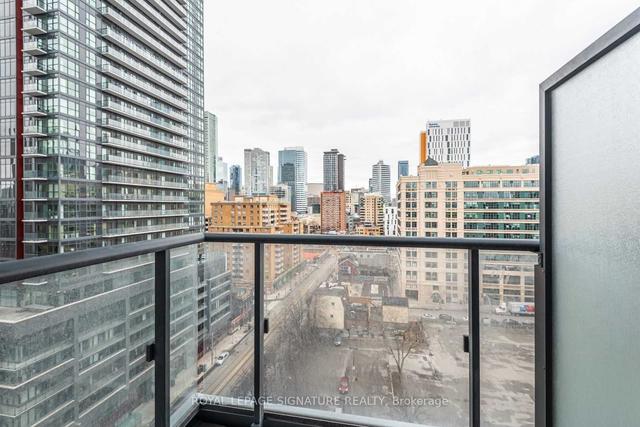 1228 - 251 Jarvis St, Condo with 2 bedrooms, 1 bathrooms and 0 parking in Toronto ON | Image 8