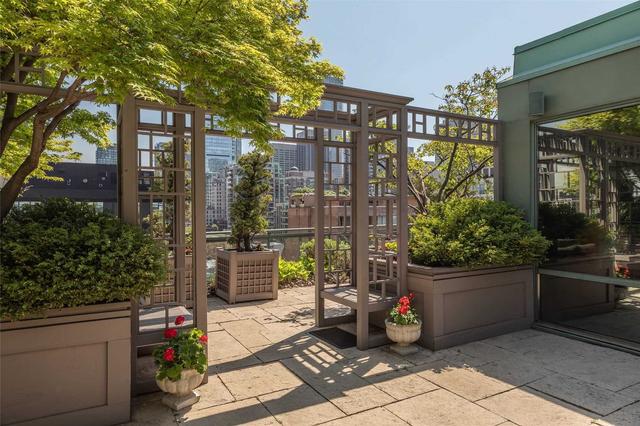 ph6 - 77 Avenue Rd, Condo with 3 bedrooms, 5 bathrooms and 4 parking in Toronto ON | Image 16