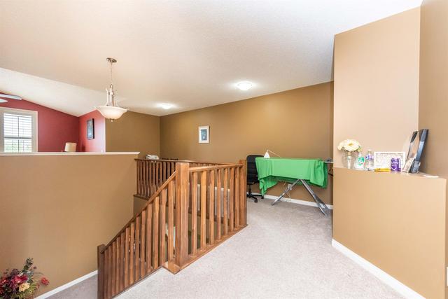 8 Aspen Hills Court Sw, House detached with 4 bedrooms, 3 bathrooms and 4 parking in Calgary AB | Image 9