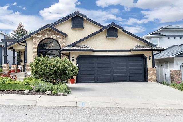 11575 Douglas Woods Rise Se, House detached with 2 bedrooms, 2 bathrooms and 4 parking in Calgary AB | Image 1
