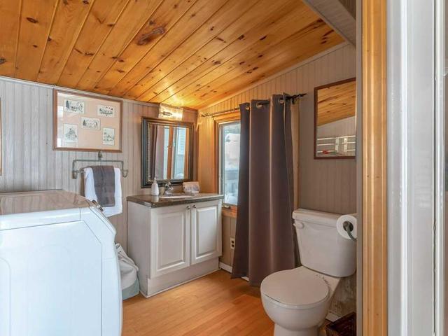 1048 Lawland Heights Rd, House detached with 2 bedrooms, 2 bathrooms and 6 parking in Gravenhurst ON | Image 13