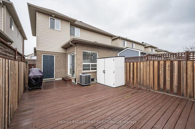 250 Brigadoon Dr, House detached with 3 bedrooms, 4 bathrooms and 4 parking in Hamilton ON | Image 33
