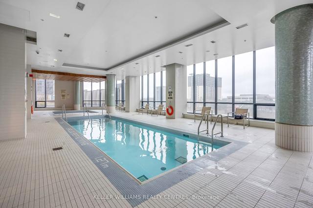 3105 - 5 Valhalla Inn Rd, Condo with 1 bedrooms, 1 bathrooms and 1 parking in Toronto ON | Image 3