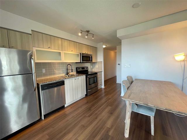 2404 - 2015 Sheppard Avenue E St, Condo with 1 bedrooms, 1 bathrooms and 1 parking in Toronto ON | Image 13