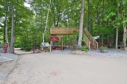 8200 10th Line, House detached with 3 bedrooms, 3 bathrooms and 10 parking in Innisfil ON | Image 5