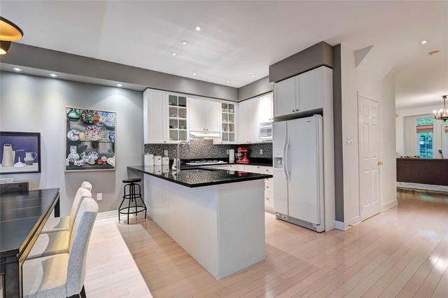 44 Winners Circ, House semidetached with 3 bedrooms, 3 bathrooms and 2 parking in Toronto ON | Image 19