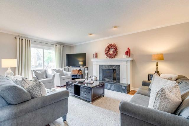 1270 Fairmeadow Tr, House detached with 4 bedrooms, 4 bathrooms and 6 parking in Oakville ON | Image 5