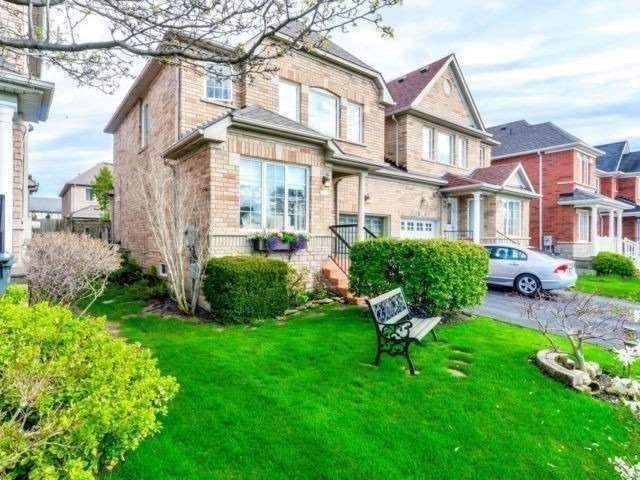 5942 Shelford Terr, House semidetached with 3 bedrooms, 3 bathrooms and 3 parking in Mississauga ON | Image 1