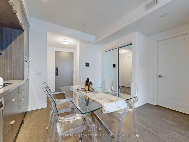 1502 - 10 York St, Condo with 1 bedrooms, 1 bathrooms and 0 parking in Toronto ON | Image 6