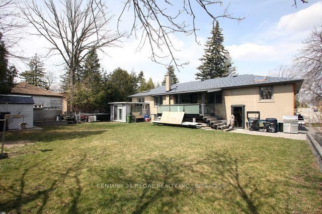 53 Coral Gable Dr E, House detached with 4 bedrooms, 2 bathrooms and 3 parking in Toronto ON | Image 17