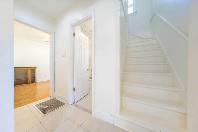 50 Dudley Ave, House detached with 3 bedrooms, 3 bathrooms and 2 parking in Toronto ON | Image 8