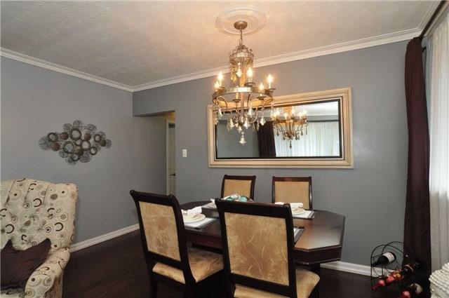 51 Tordale Cres, House detached with 3 bedrooms, 2 bathrooms and 8 parking in Toronto ON | Image 4