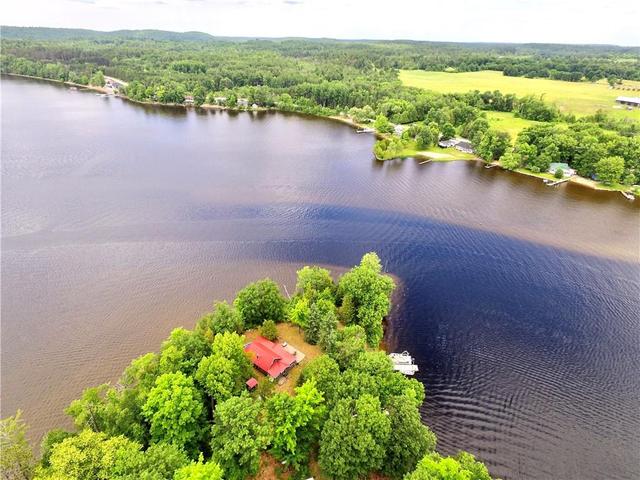 0 Beattys Island, House detached with 3 bedrooms, 2 bathrooms and null parking in North Algona Wilberforce ON | Image 2