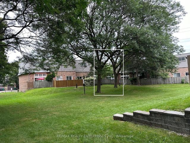 136 - 2315 Bromsgrove Rd, Townhouse with 3 bedrooms, 3 bathrooms and 2 parking in Mississauga ON | Image 26